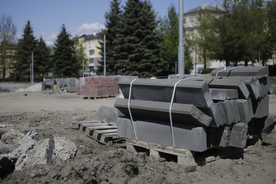 Заграница нам поможет! Заграница нам поможет!