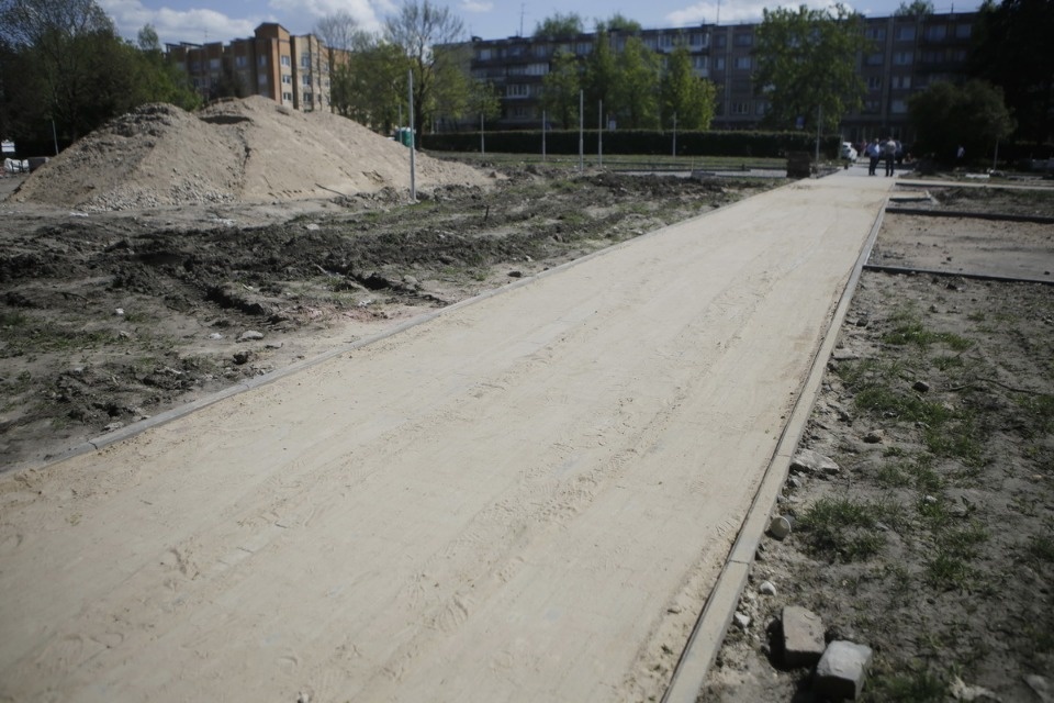 Заграница нам поможет! Заграница нам поможет!