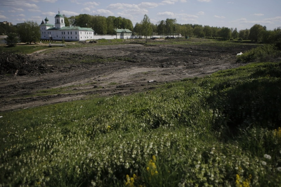 Заграница нам поможет! Заграница нам поможет!