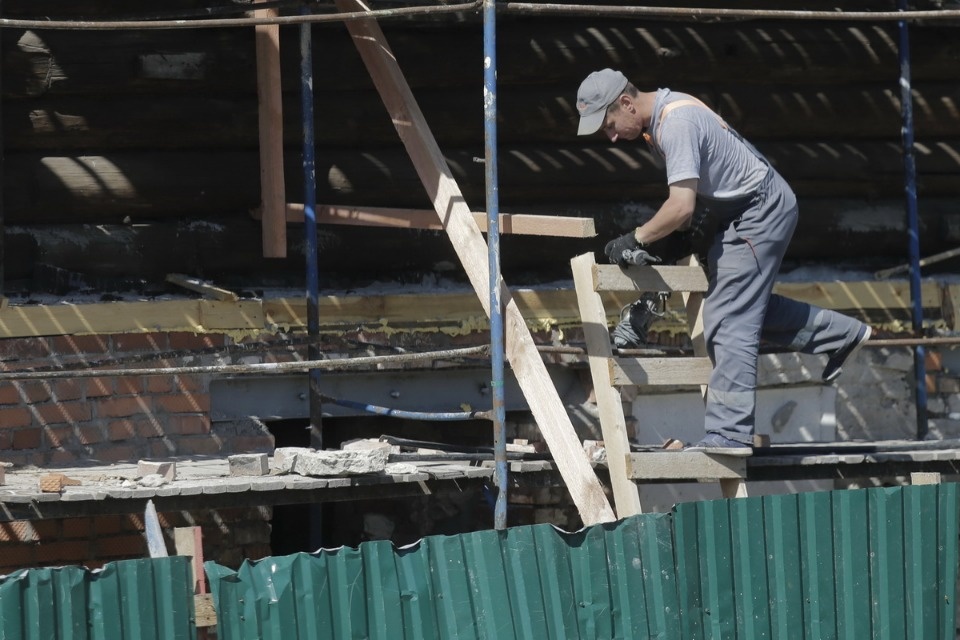 Заграница нам поможет! Заграница нам поможет!