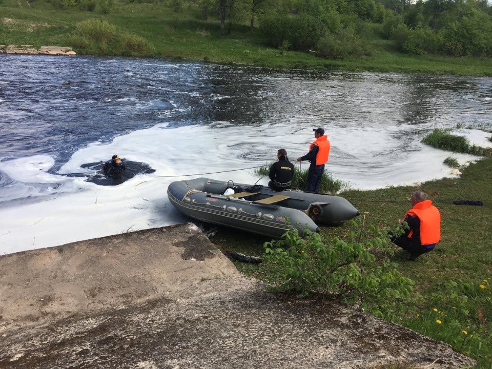 Тело ещё одной девочки найдено в реке в Островском районе