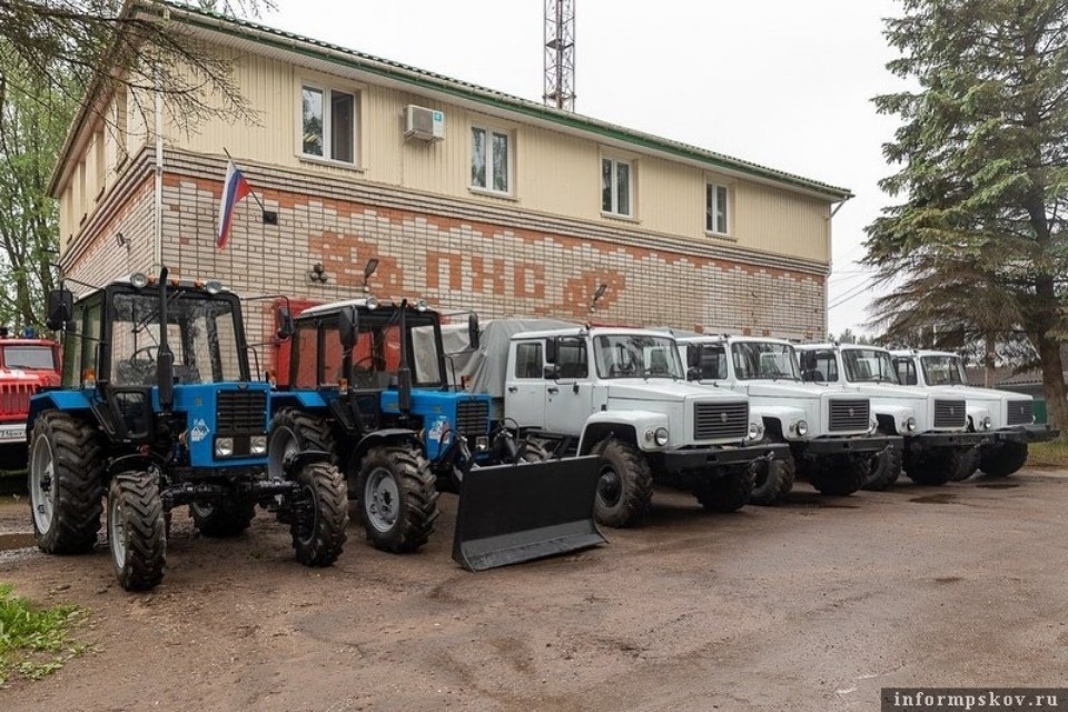 Новая противопожарная техника продолжает поступать в регион