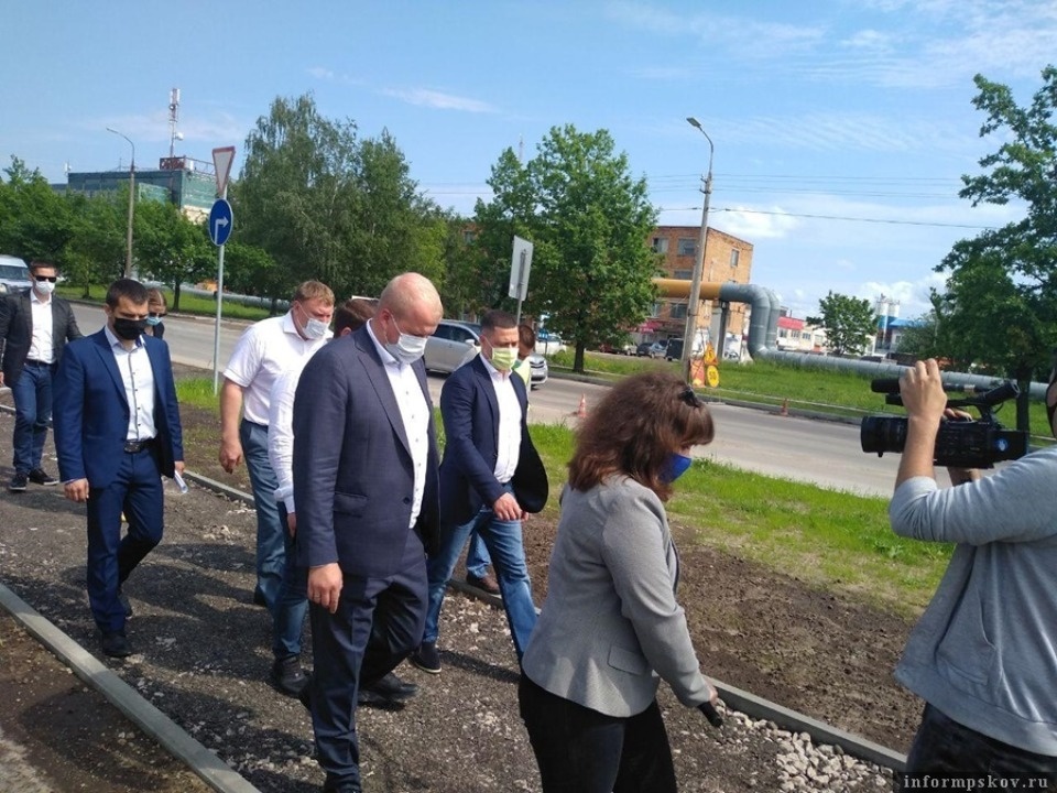 Михаил Ведерников оценил качество ремонта дорог в Пскове