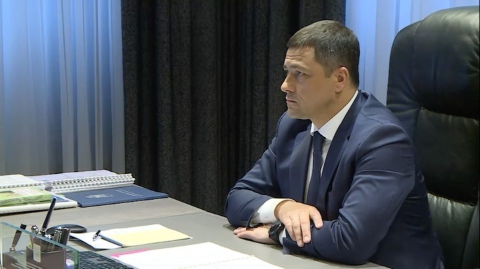Губернатор поручил помочь псковским семьям с оформлением заявок на гранты