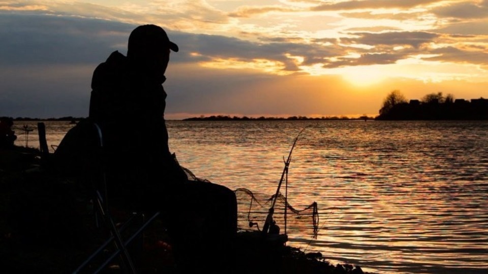 С Днём рыбака поздравил губернатор жителей Псковской области  