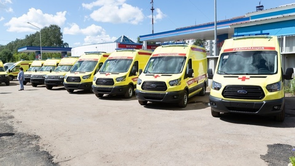 Около 30 автомобилей для скорой помощи должны поступить в Псковскую область