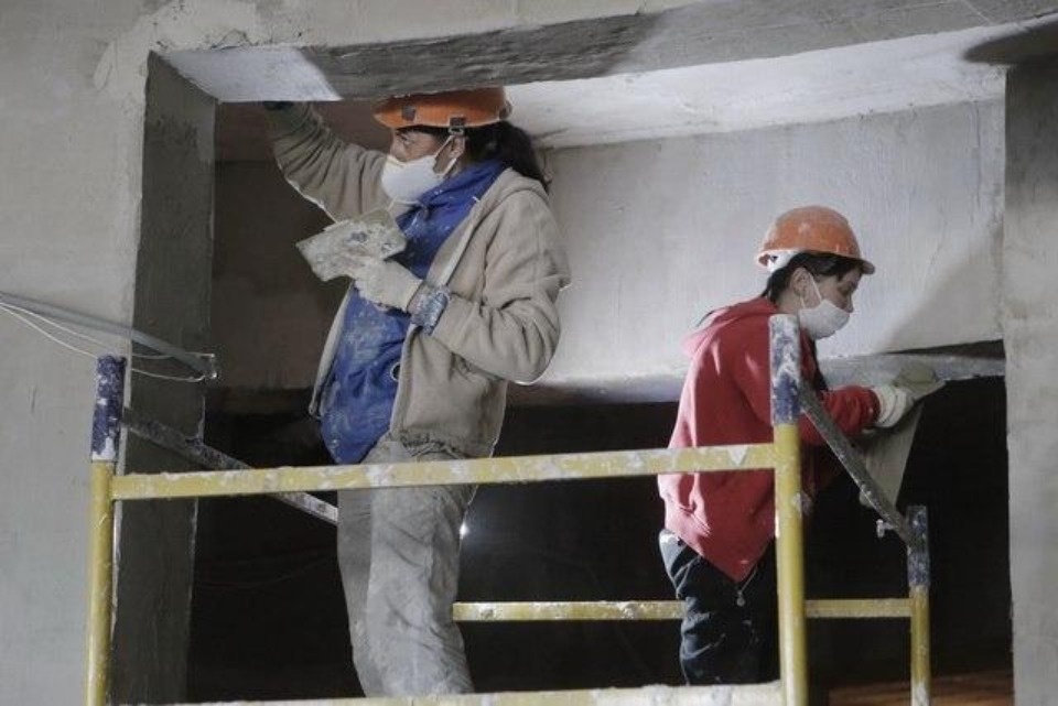 Продлён период тишины для ремонтов в многоквартирных домах Псковской области