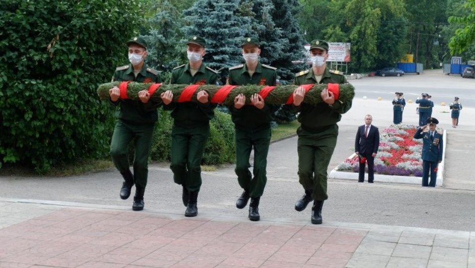 Губернатор поздравил Островский район с 76-й годовщиной освобождения 