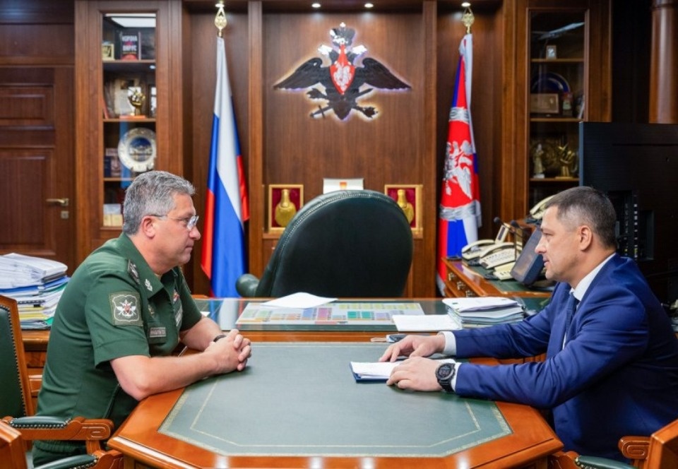 Передача домов и инфраструктуры городка «Остров-3» муниципалитету завершилась