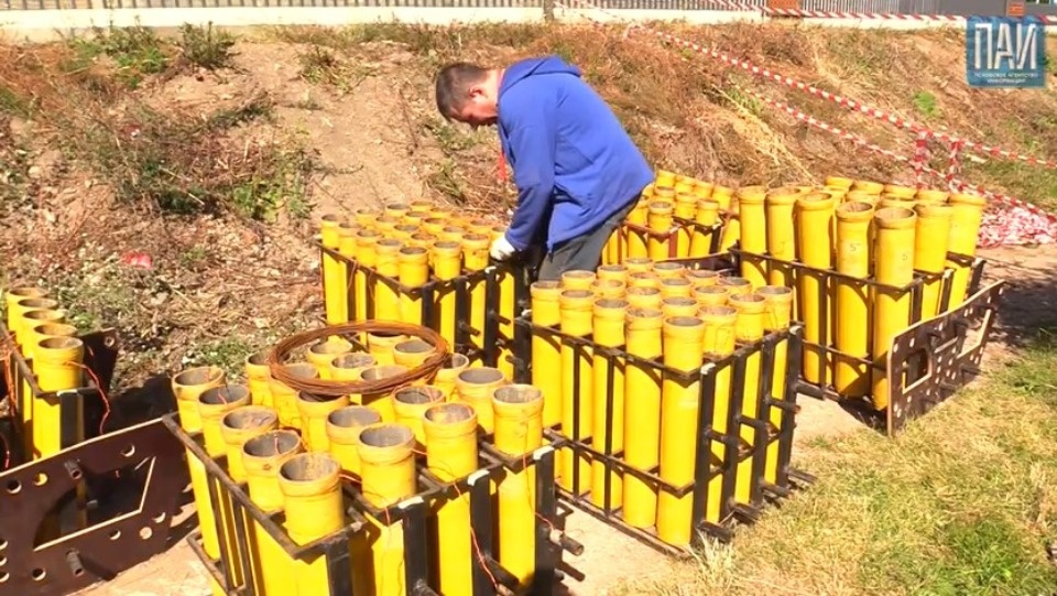 Как готовится праздничный салют в Пскове, показали московские пиротехники