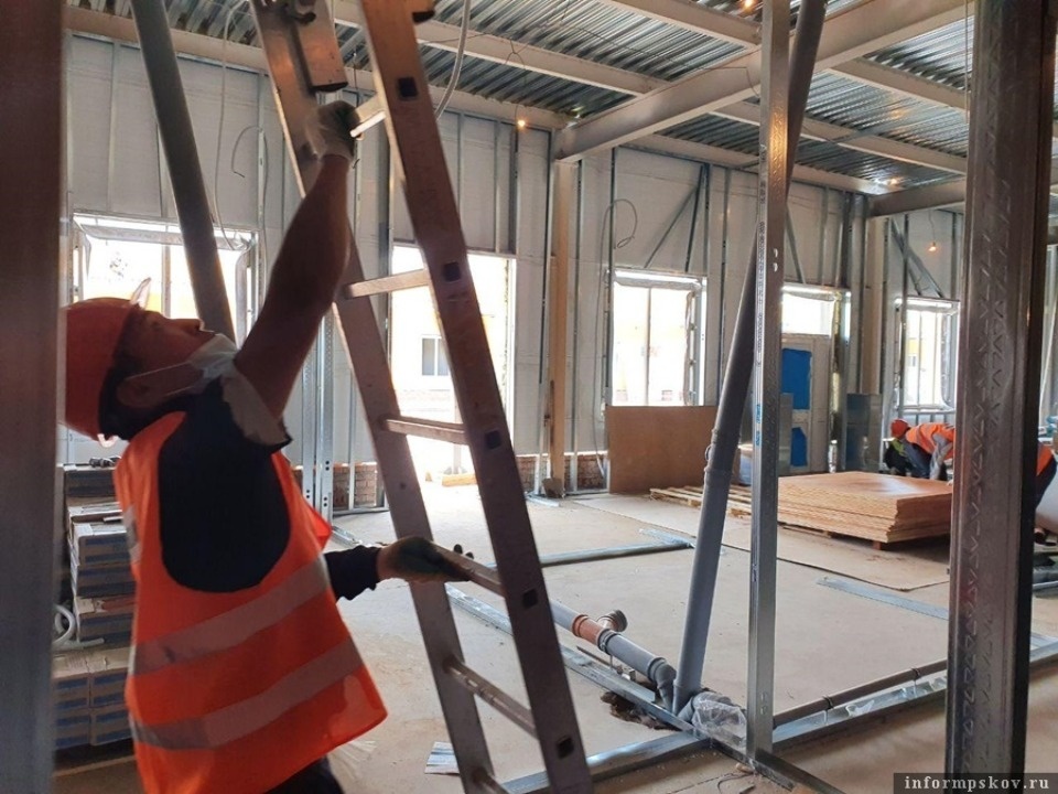 Третий корпус псковской инфекционной больницы начнут строить осенью