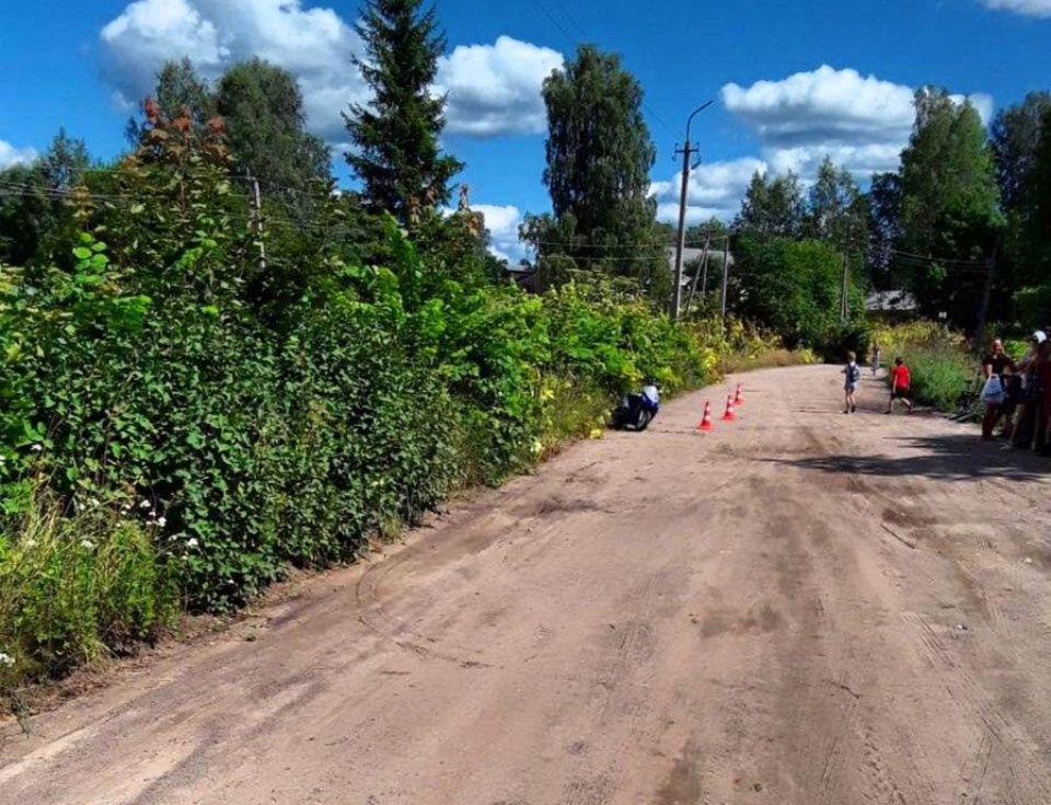 Нетрезвый водитель ВАЗа сбил скутериста в Плюсском районе