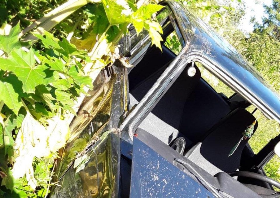 Нетрезвый водитель ВАЗа сбил скутериста в Плюсском районе