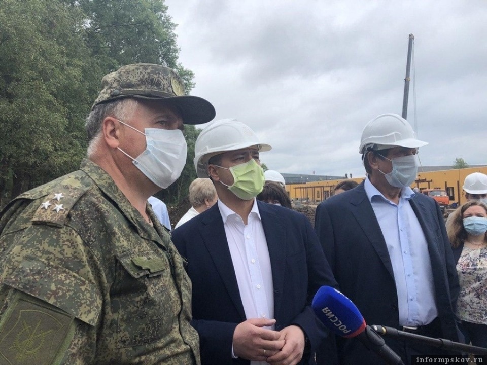 У новой больницы в Великих Луках появятся автобусные остановки