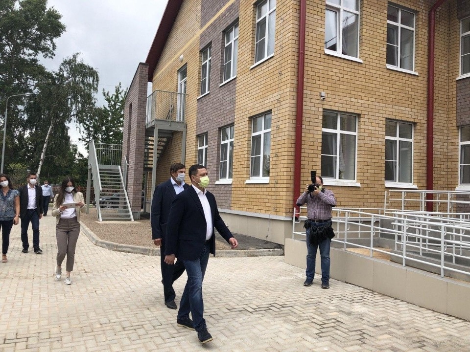  Часть здания нового детсада в Великих Луках могут ввести в эксплуатацию