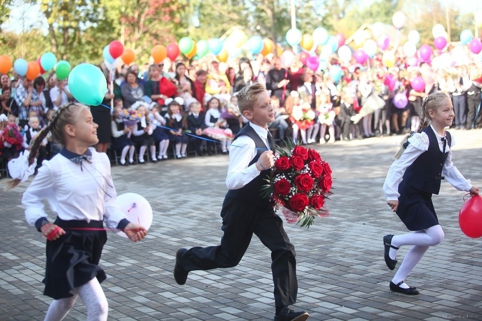 Губернатор: Скорее всего, традиционных линеек 1 сентября в псковских школах не будет 