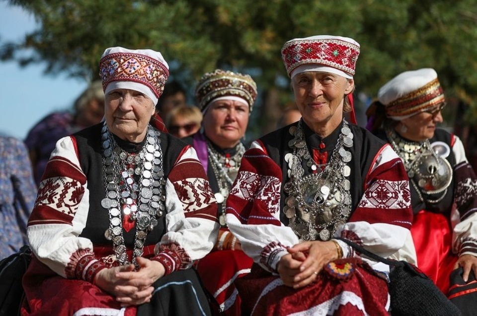 С Днём коренных народов поздравил сето псковский губернатор