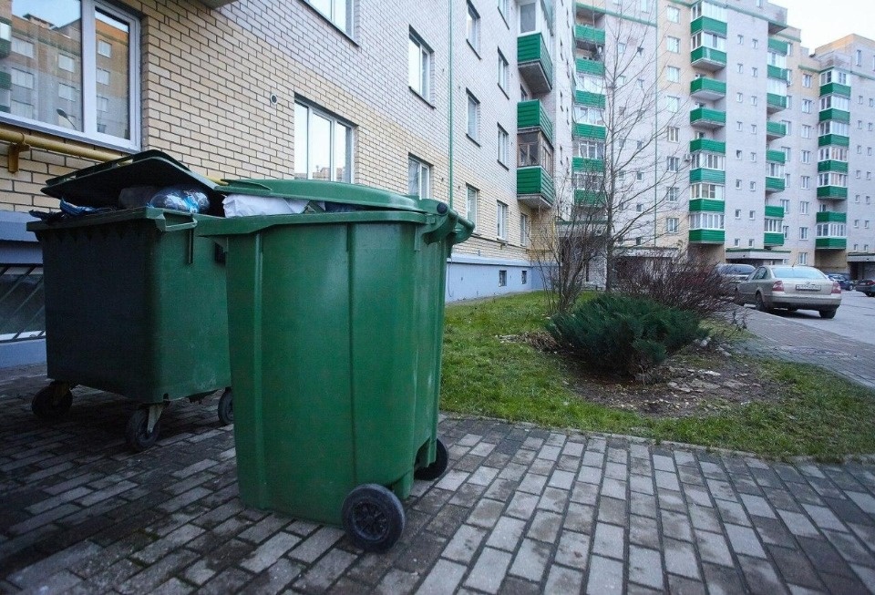 Сергей Грахов: Люди начали выбрасывать мусор в контейнеры, а не в поле и лес