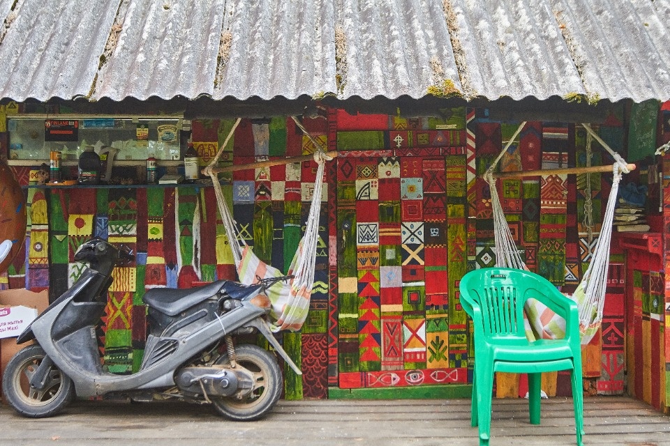 Живые и мёртвая