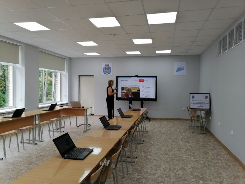 75 учебных заведений Псковской области оснастили современными компьютерными классами