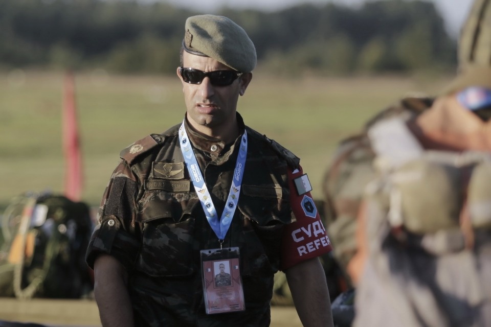 Первый пошёл!