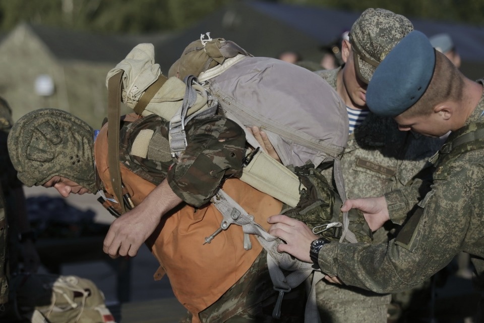 Первый пошёл!