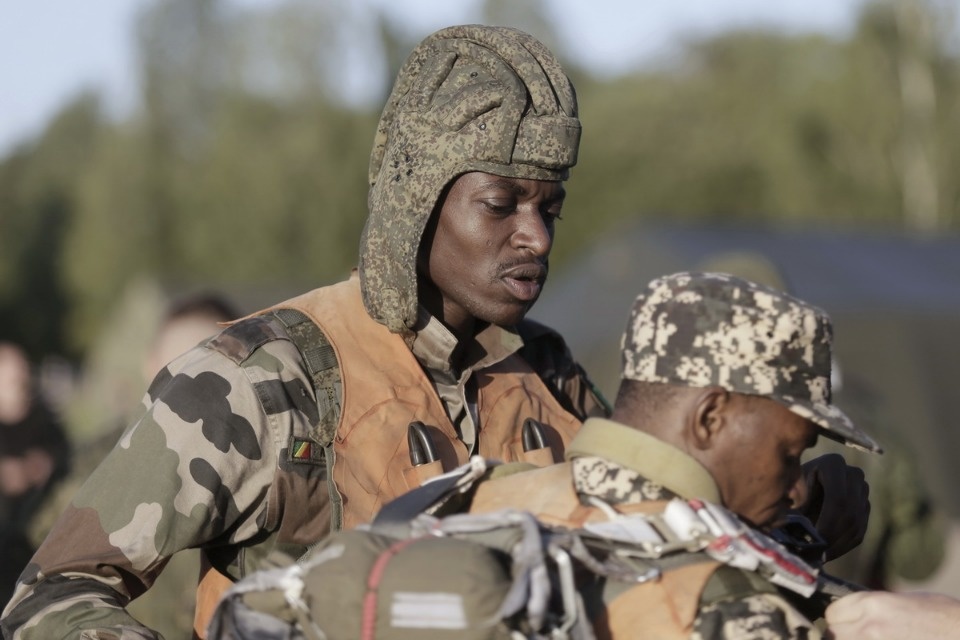 Первый пошёл!