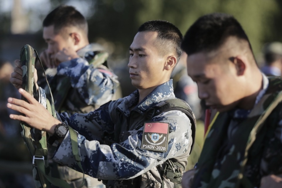 Первый пошёл!