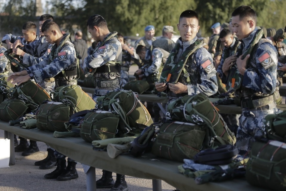 Первый пошёл!