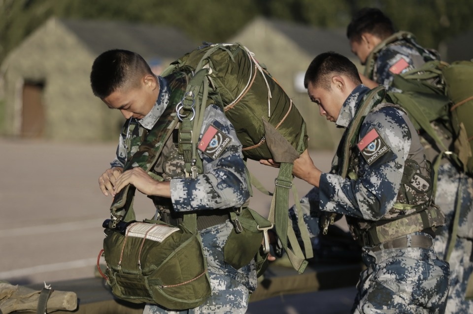 Первый пошёл!