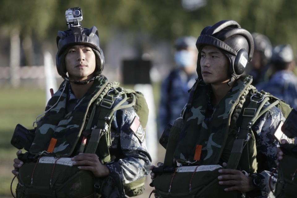 Первый пошёл!