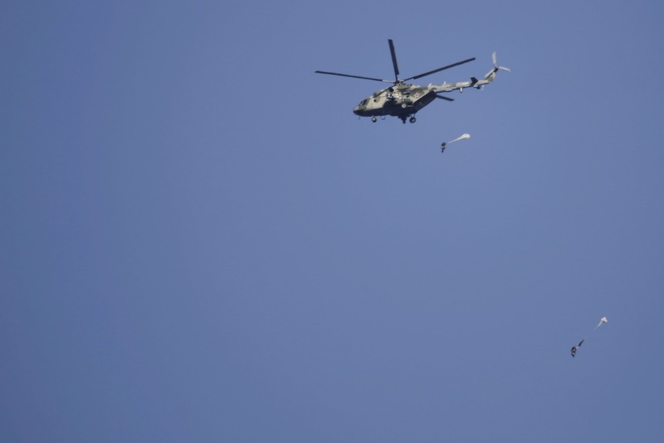 Первый пошёл!