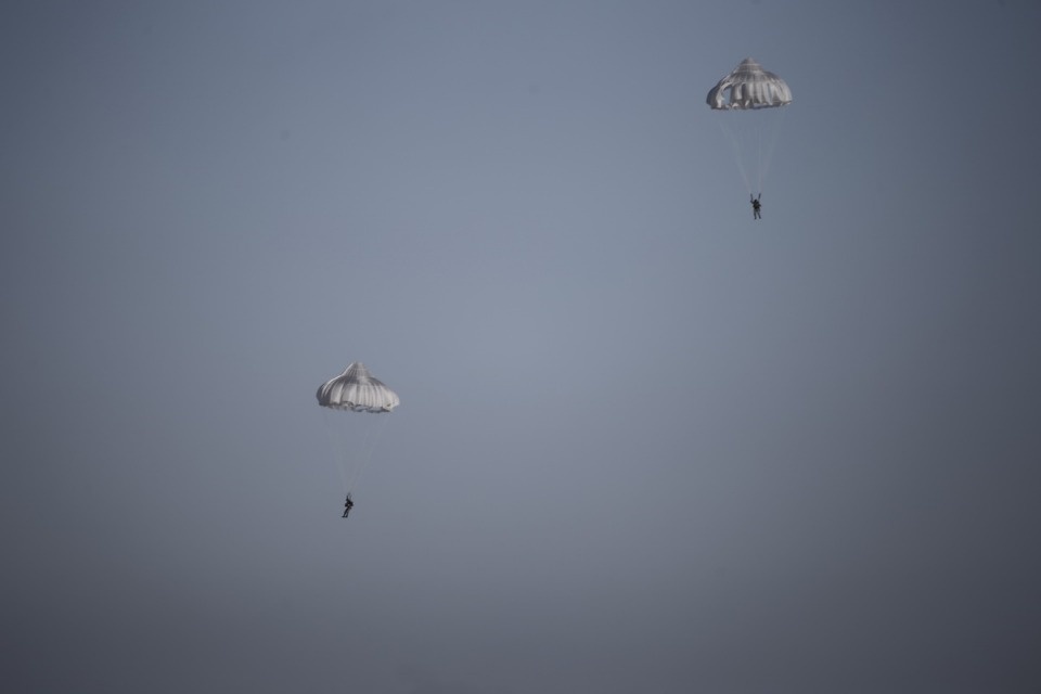 Первый пошёл!