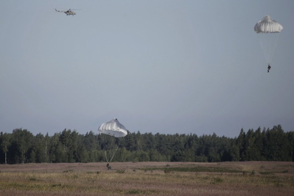 Первый пошёл!