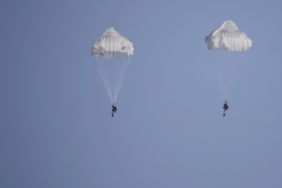 Первый пошёл!