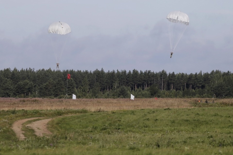 Первый пошёл!
