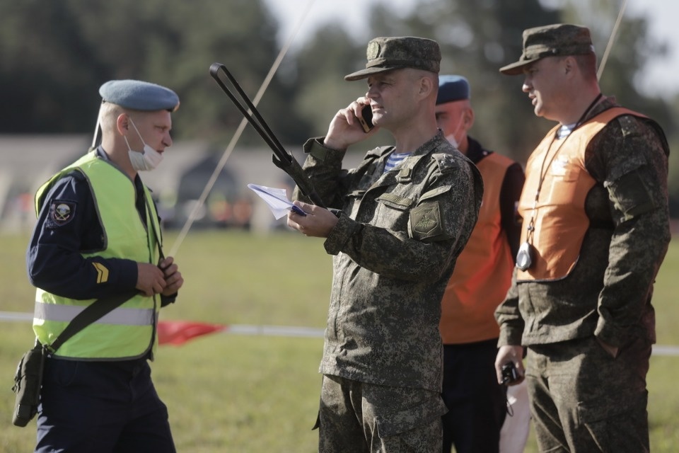 Первый пошёл!