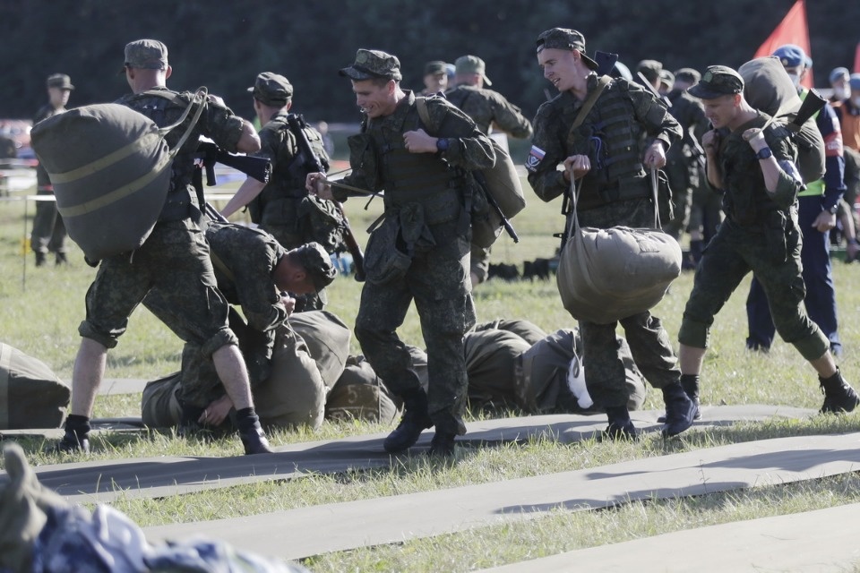 Первый пошёл!