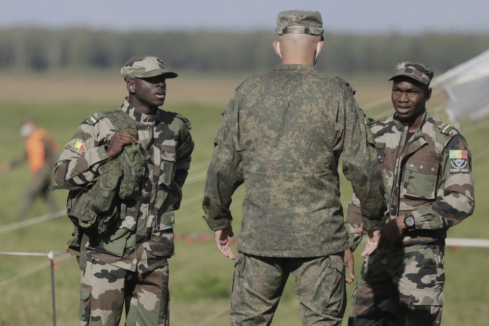 Первый пошёл!