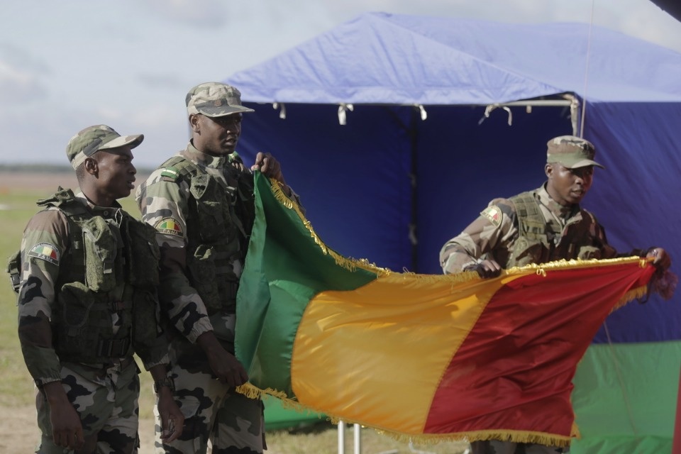 Первый пошёл!