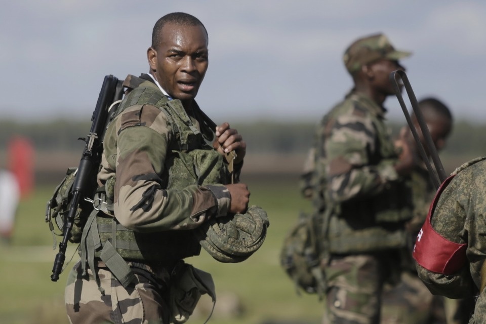 Первый пошёл!