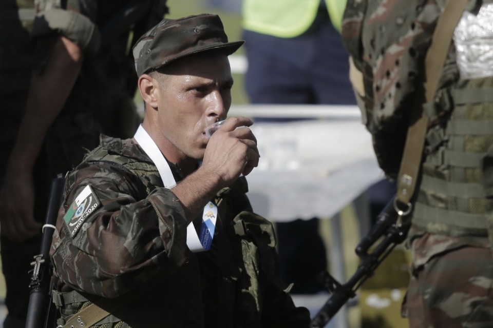 Первый пошёл!