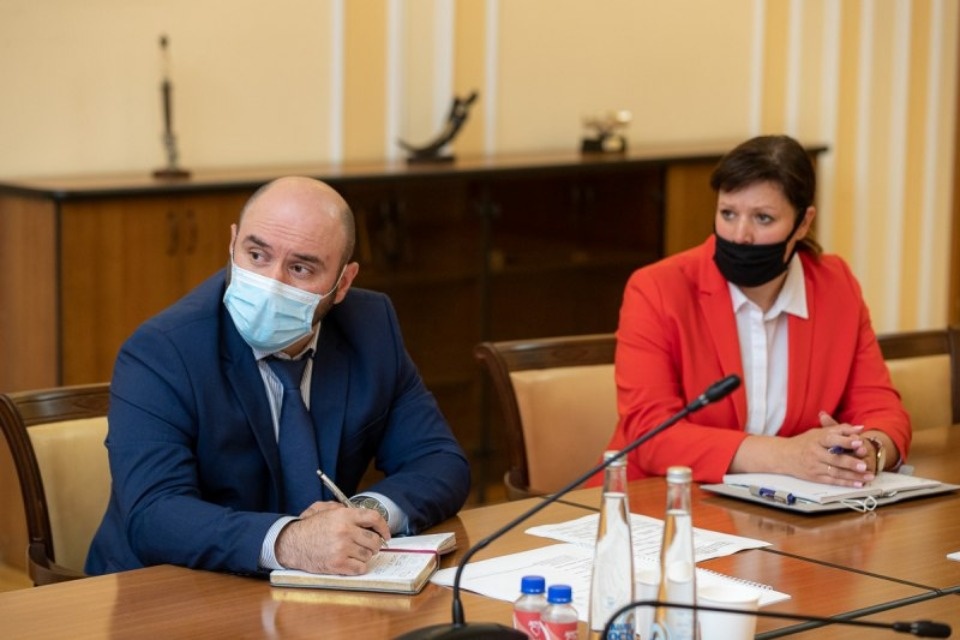 Михаил Ведерников о строительстве социального городка:  Наша задача — сделать все качественно и в срок