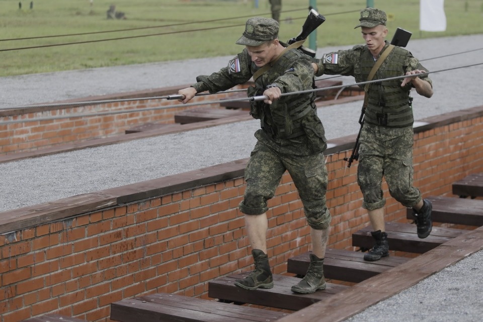 Преодолевая препятствия