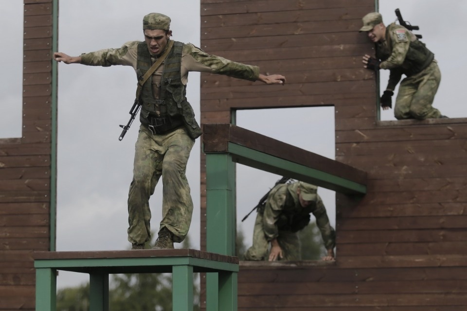 Преодолевая препятствия