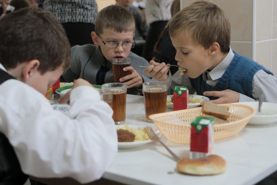 Новый учебный год в Псковской области начинается с учетом соблюдения антикоронавирусных мер