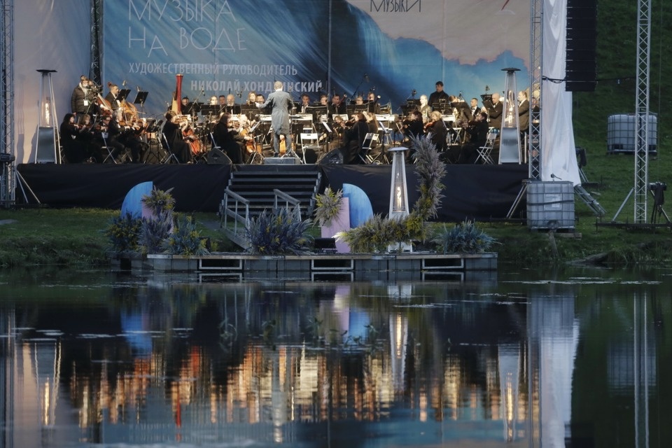 Фонтан и музыка Фонтан и музыка