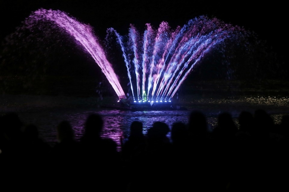 Фонтан и музыка Фонтан и музыка