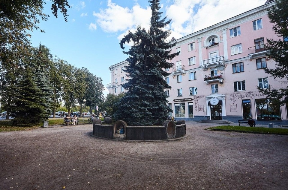 Как изменится пространство вокруг псковского «Октября»?