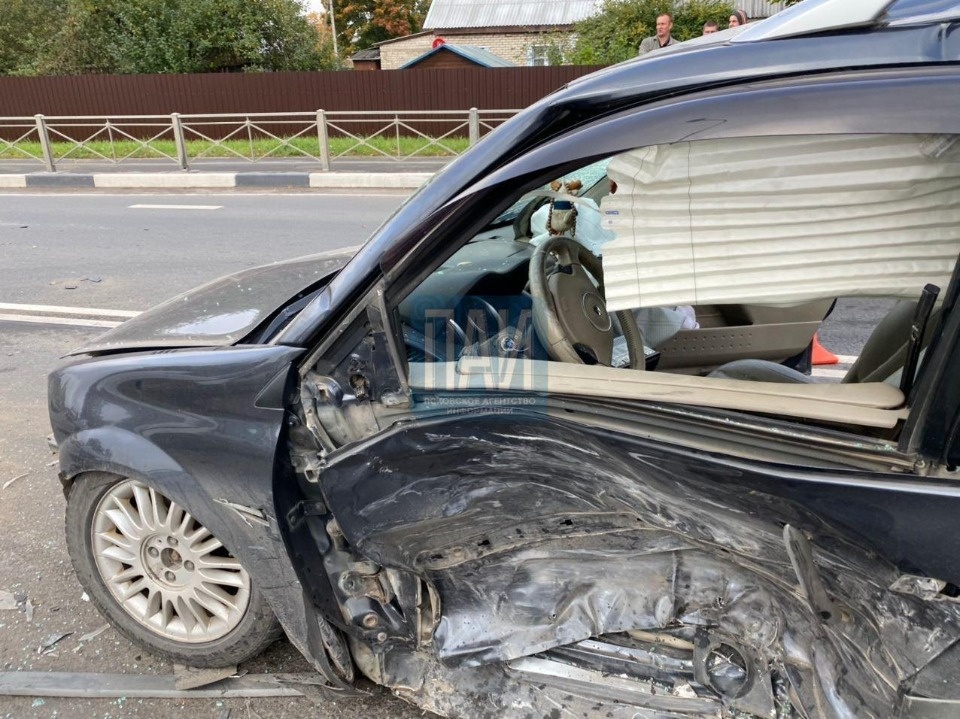 ДТП с участием трех автомобилей парализовало движение в Черехе 